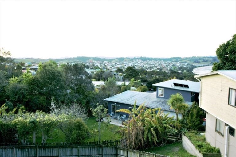 Photo of property in 5a Rangimaarie Crescent, Snells Beach, 0920