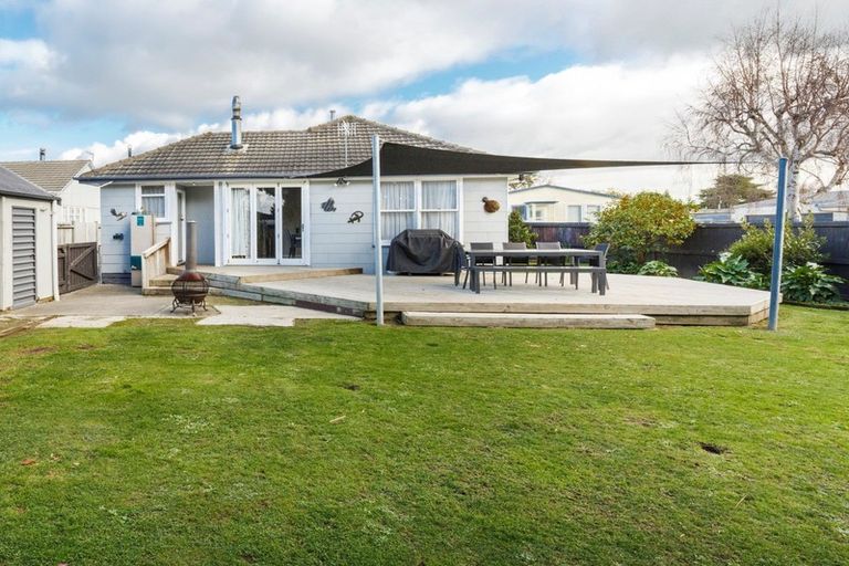 Photo of property in 7 Hendon Place, West End, Palmerston North, 4412