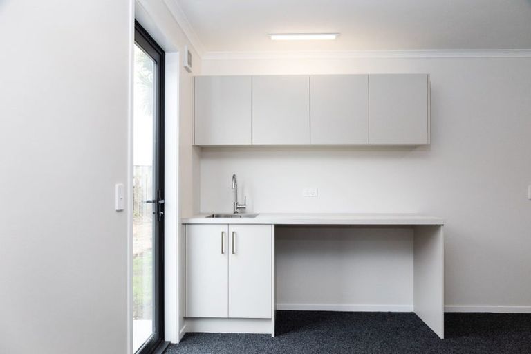 Photo of property in 8 Henui Street, Strandon, New Plymouth, 4312