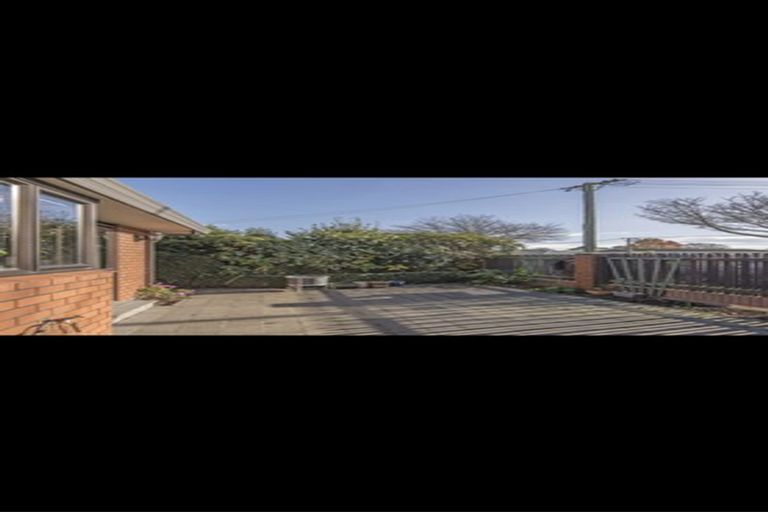 Photo of property in 1/423 Harewood Road, Harewood, Christchurch, 8051