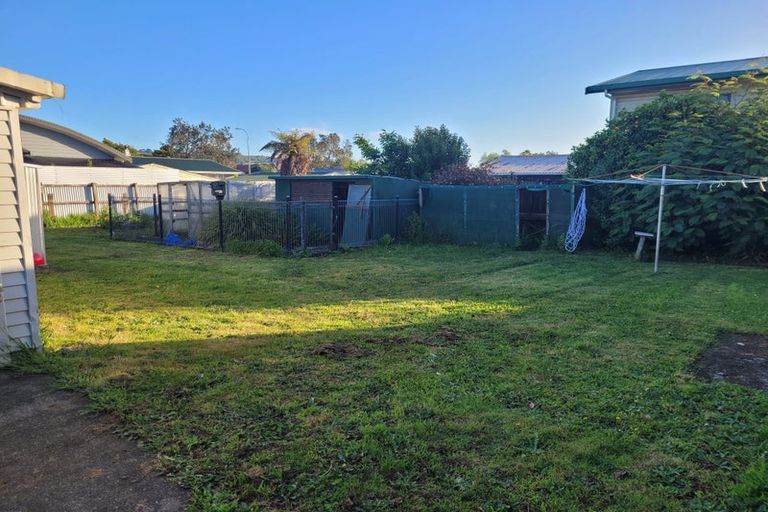 Photo of property in 40 Paterson Avenue West, Pukekohe, 2120