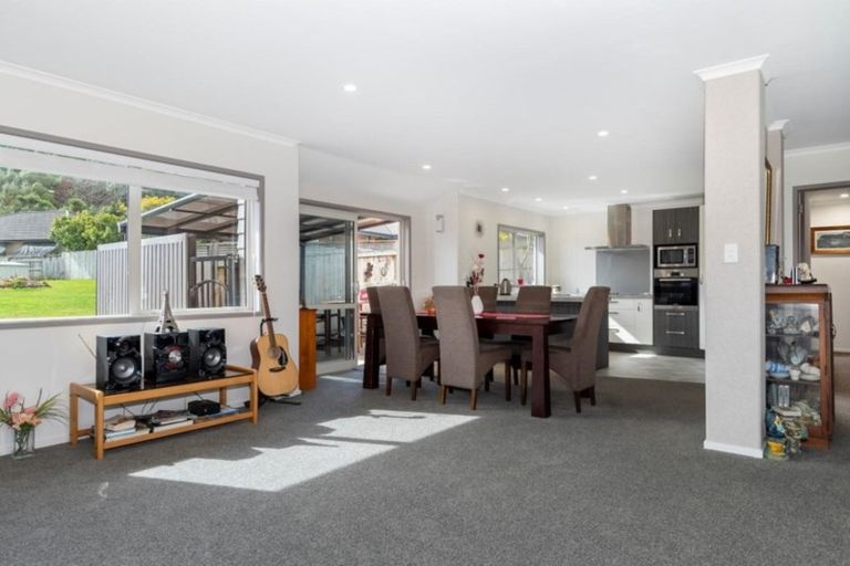 Photo of property in 61 Bathurst Crescent, Pyes Pa, Tauranga, 3112