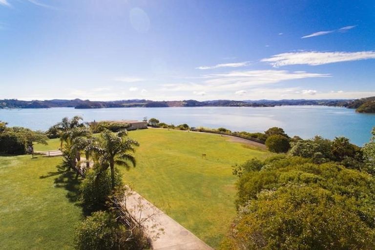 Photo of property in 1 Veronica Street, Paihia, 0200