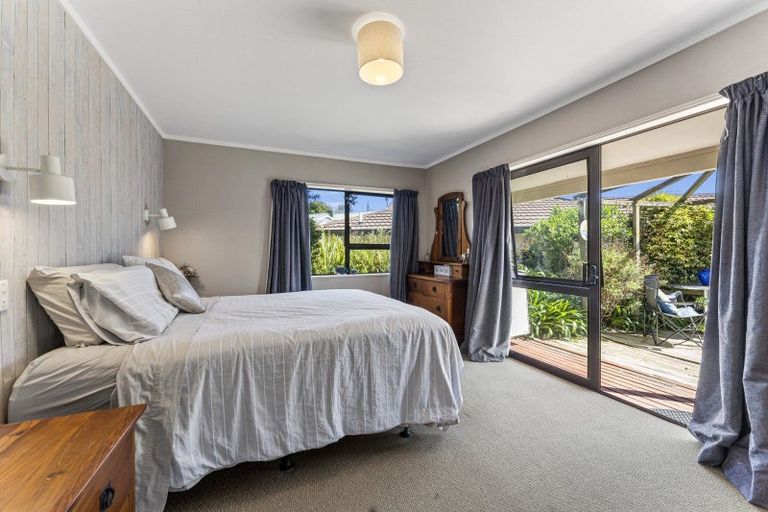 Photo of property in 9 Ratanui Road, Paraparaumu, 5032