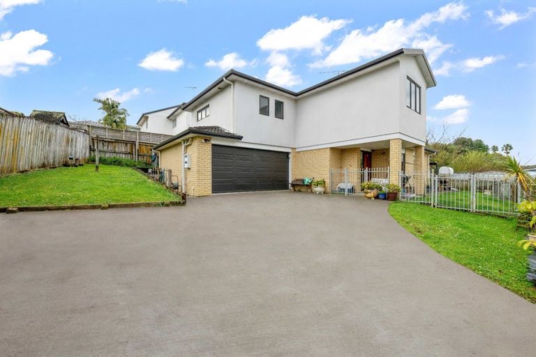 Photo of property in 83 Kamara Road, Glen Eden, Auckland, 0602