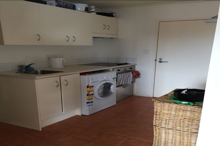 Photo of property in 4e/30 Westward Ho, Glen Eden, Auckland, 0602