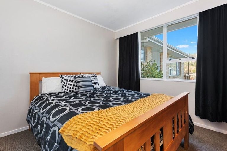 Photo of property in 1/11 Lowry Crescent, Stokes Valley, Lower Hutt, 5019