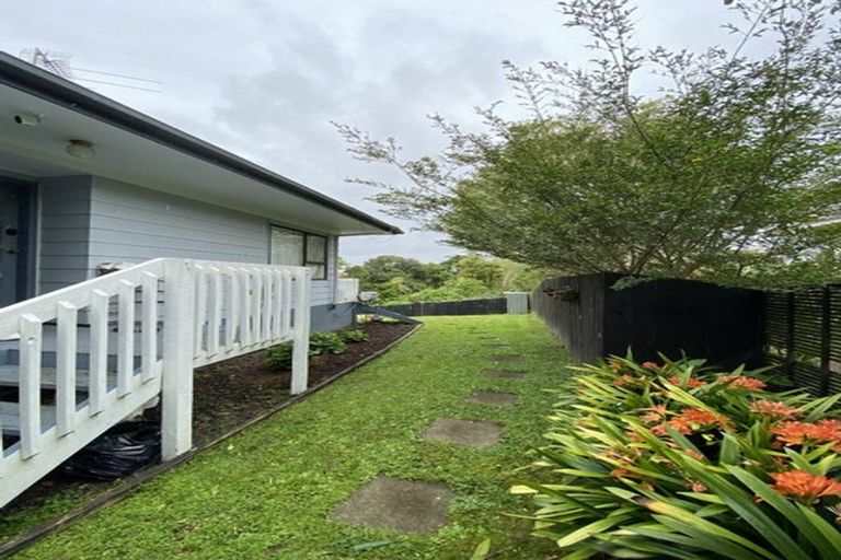 Photo of property in 94 Lancaster Road, Beach Haven, Auckland, 0626