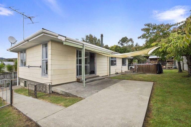 Photo of property in 12 Ruru Road, Taihape, 4720