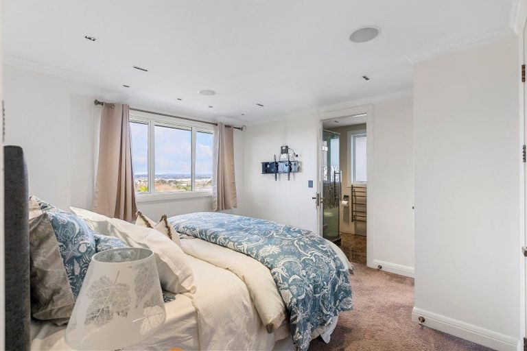 Photo of property in 116 Polo Prince Drive, Alfriston, Auckland, 2105