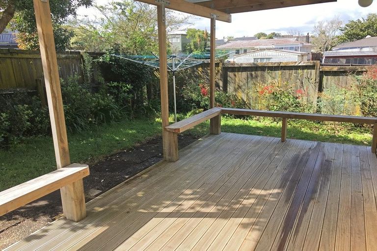 Photo of property in 2/349 Pakuranga Road, Pakuranga Heights, Auckland, 2010