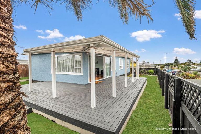 Photo of property in 31 Matai Street, Castlecliff, Whanganui, 4501