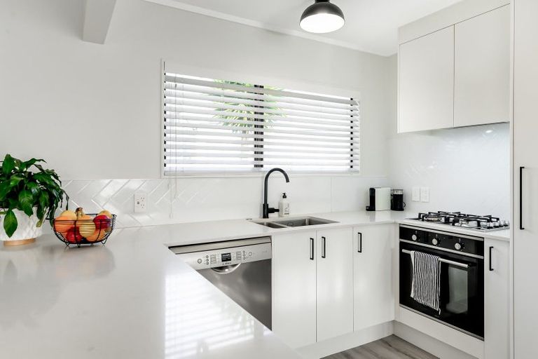 Photo of property in 37 Balmerino Crescent, Pukete, Hamilton, 3200