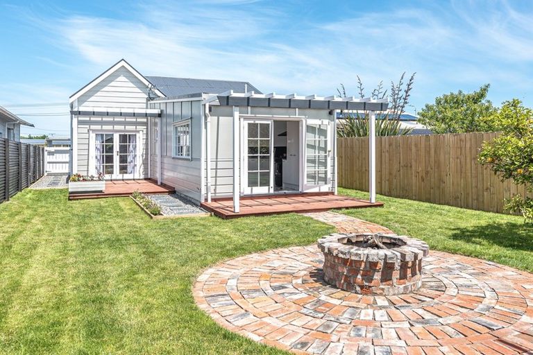 Photo of property in 42 Niblett Street, Whanganui, 4500