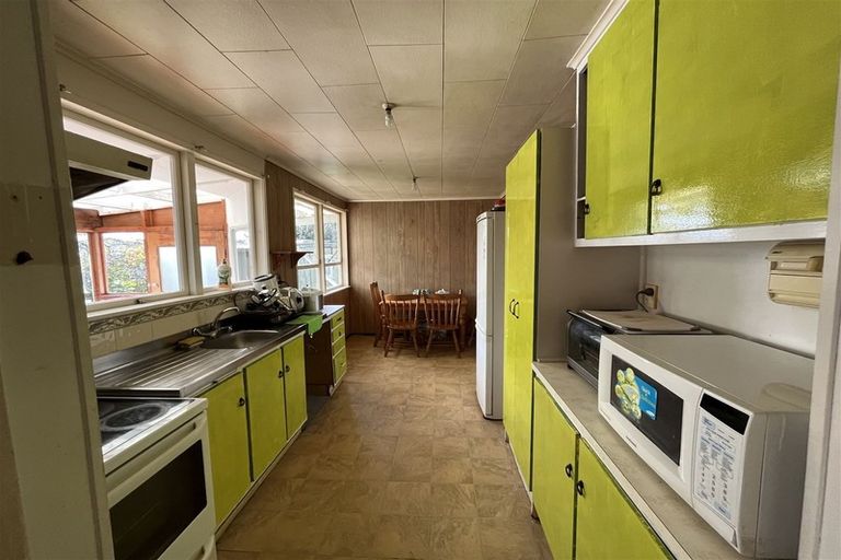 Photo of property in 118 Chichester Drive, Rosehill, Papakura, 2113