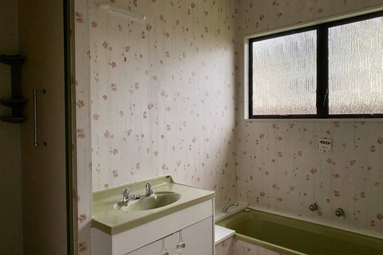 Photo of property in 27a Western Hills Drive, Kensington, Whangarei, 0112