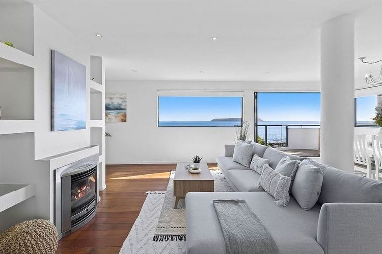 Photo of property in 30 Moana Road, Plimmerton, Porirua, 5026