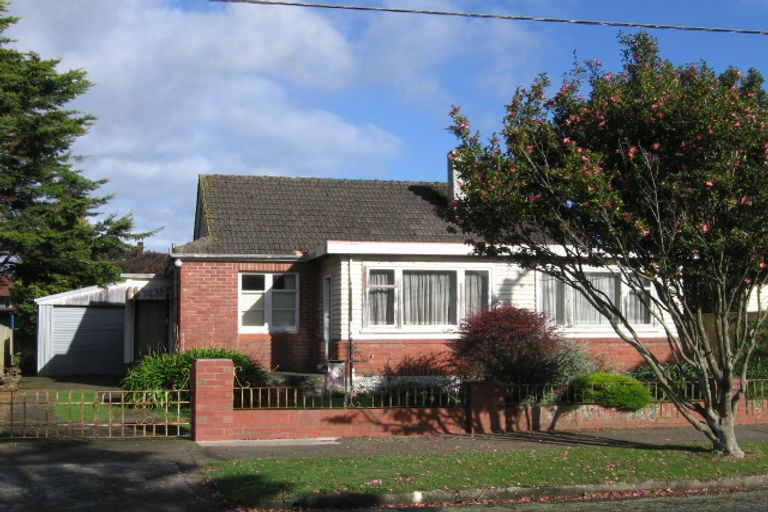 Photo of property in 5 Biddle Crescent, Taita, Lower Hutt, 5011