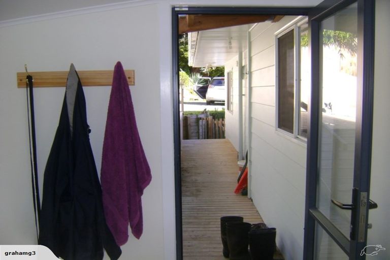 Photo of property in 20 Willow Place, Horahora, Whangarei, 0110