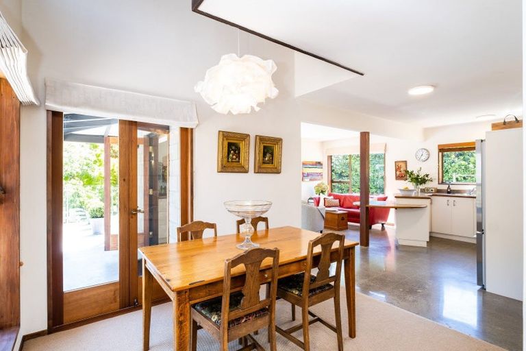 Photo of property in 44 Iona Road, Havelock North, 4130