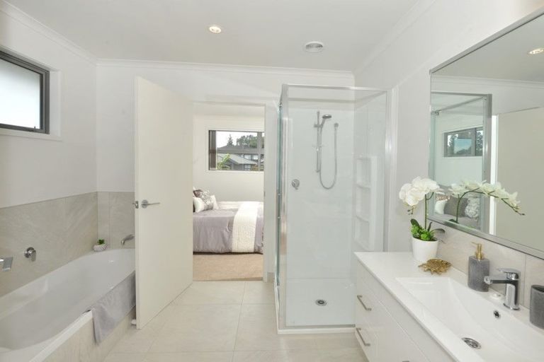 Photo of property in 16 Rolling Stone Rise, Tikipunga, Whangarei, 0112