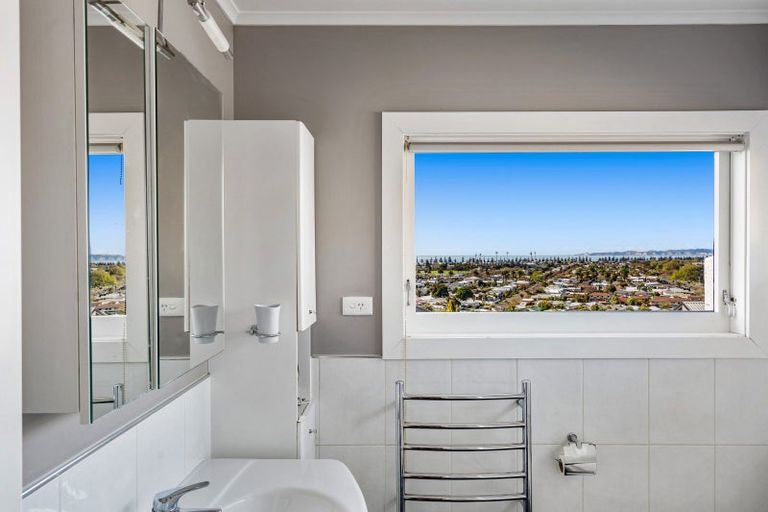 Photo of property in 29 Havelock Road, Hospital Hill, Napier, 4110