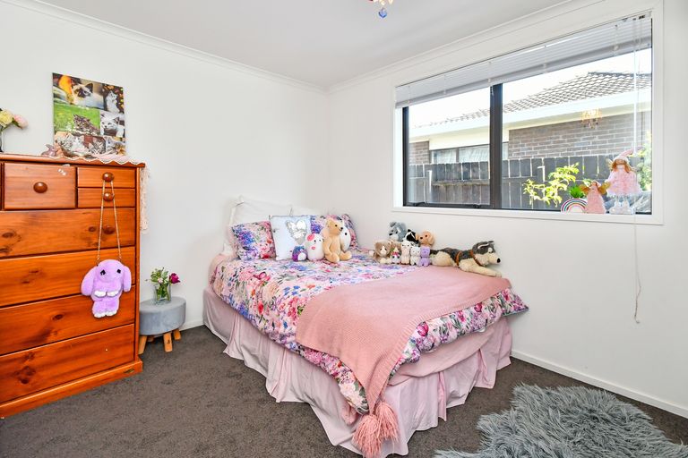 Photo of property in 16b Alexander Street, Cockle Bay, Auckland, 2014