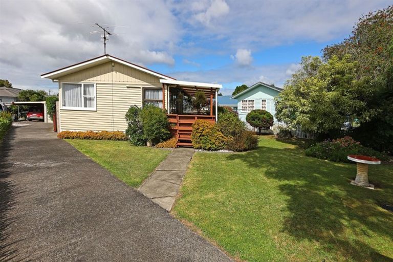 Photo of property in 65 Universal Drive, Henderson, Auckland, 0610