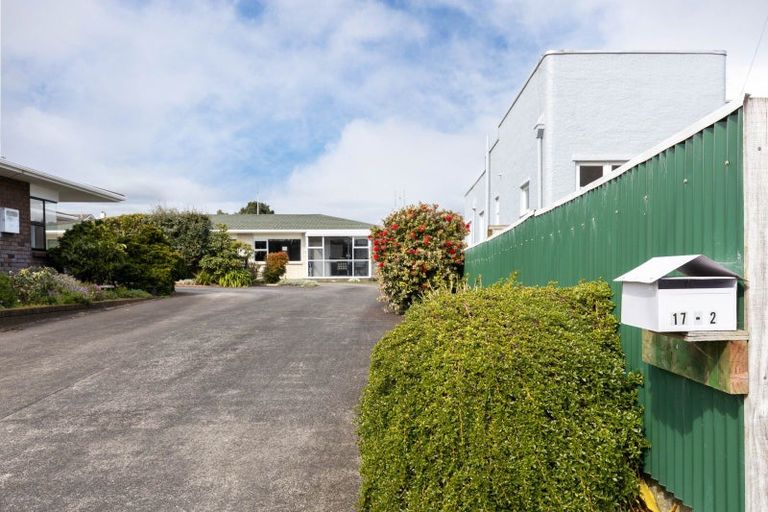 Photo of property in 2/17 Whiteley Street, Moturoa, New Plymouth, 4310