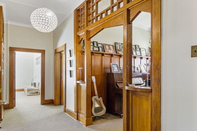 Photo of property in 44 Harris Street, Waimate, 7924