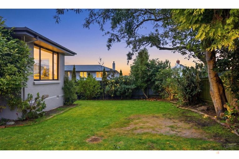 Photo of property in 89a Avenue Road, West End, Timaru, 7910
