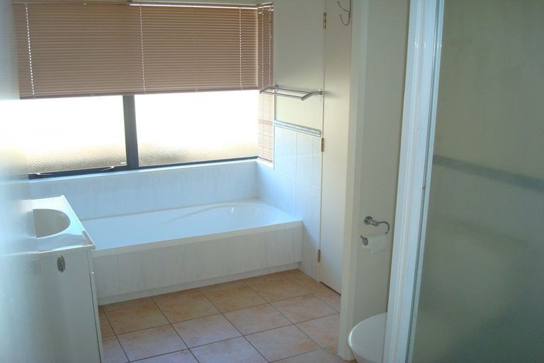 Photo of property in 7 Peregrine Place, Welcome Bay, Tauranga, 3112