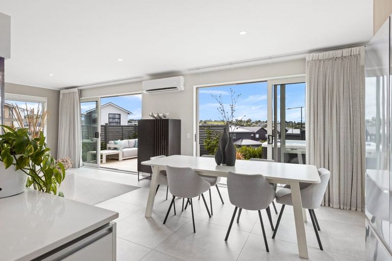 Photo of property in 19 Kuku Avenue, Red Beach, 0932