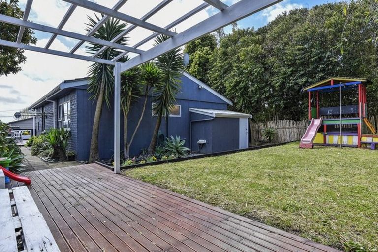 Photo of property in 105b Taylor Road, Mangere Bridge, Auckland, 2022