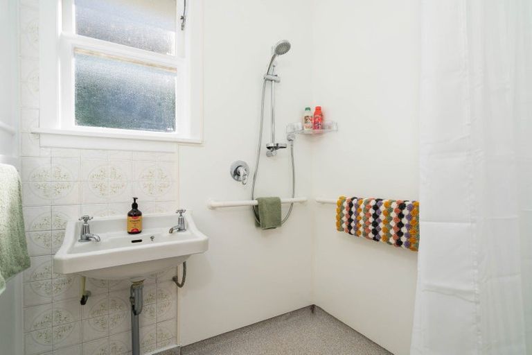 Photo of property in 43 Pah Road, Onerahi, Whangarei, 0110