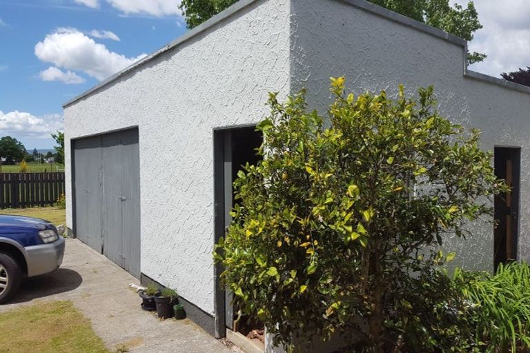 Photo of property in 25 Wyndham Street, Carterton, 5713