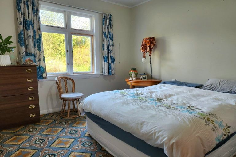 Photo of property in 84 Alexander Street, Greymouth, 7805
