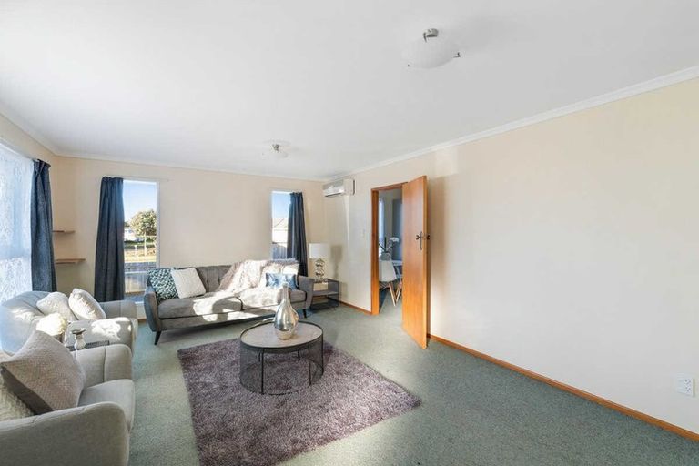 Photo of property in 1/53 Bassett Street, Burwood, Christchurch, 8083