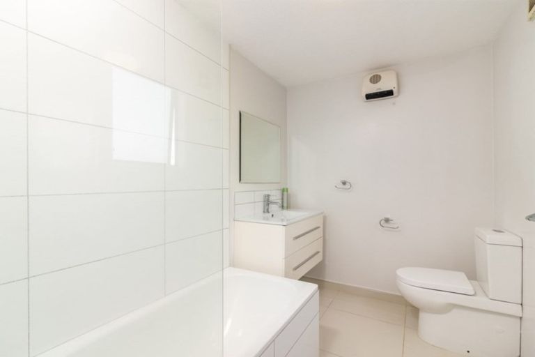 Photo of property in 28 Melville Street, Bishopdale, Christchurch, 8053