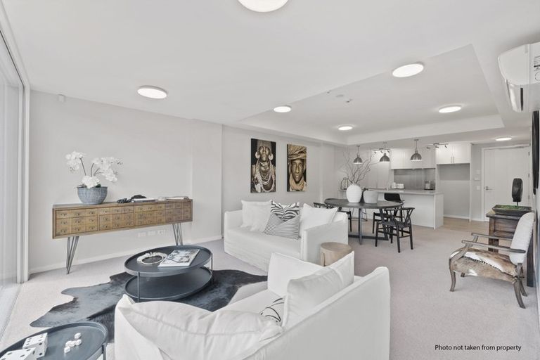 Photo of property in 109 Panorama Heights, Orewa, 0931