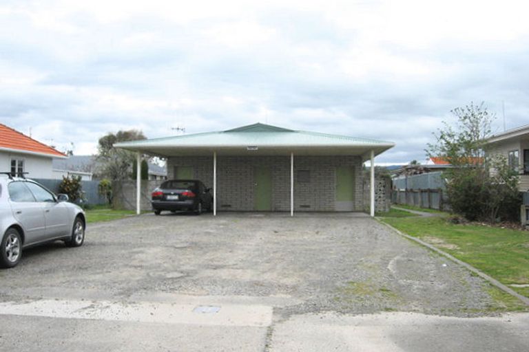 Photo of property in 30 Keeling Street, West End, Palmerston North, 4412