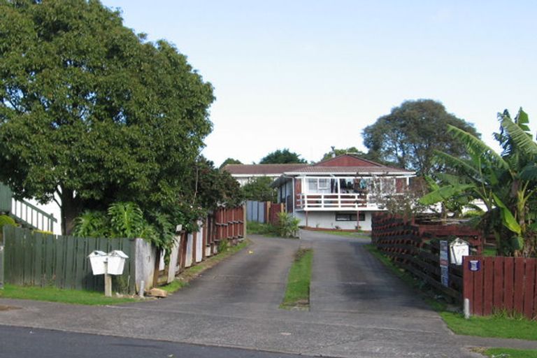 Photo of property in 2/19 Charntay Avenue, Clover Park, Auckland, 2019