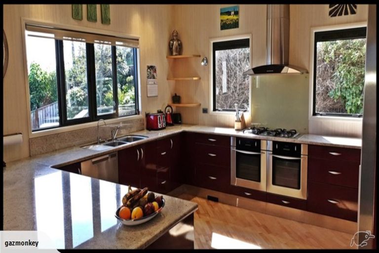 Photo of property in 27a Shelter Grove, Frankleigh Park, New Plymouth, 4310