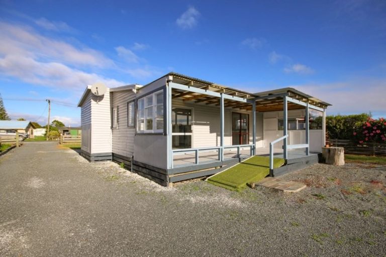 Photo of property in 15 Porritt Street, Ruawai, 0530