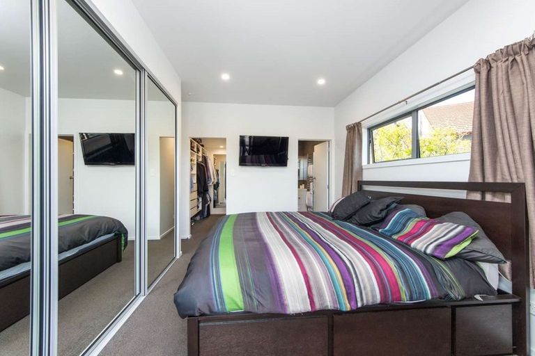 Photo of property in 14 Woodhouse Place, West Harbour, Auckland, 0618
