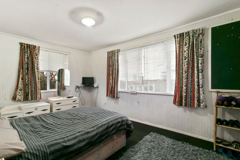 Photo of property in 69 Godley Street, Waiwhetu, Lower Hutt, 5010