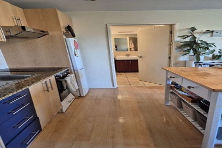 Photo of property in 5c/17 Crown Lynn Place, New Lynn, Auckland, 0600