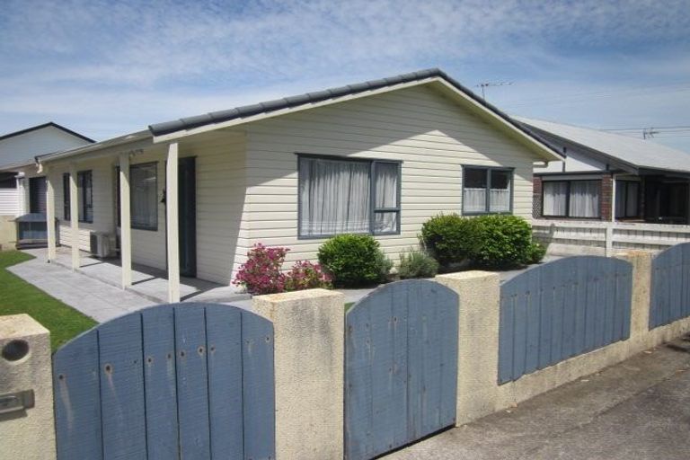 Photo of property in 1/29 Record Street, Fitzroy, New Plymouth, 4312