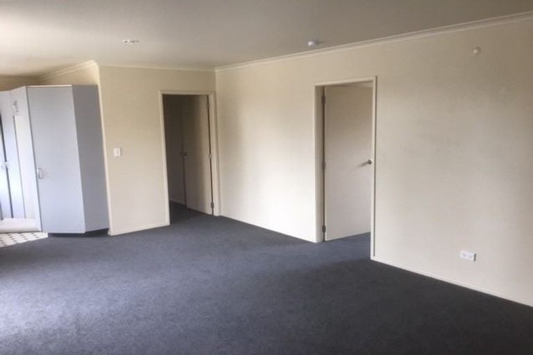 Photo of property in 10 Nobleman Place, Hamilton East, Hamilton, 3216