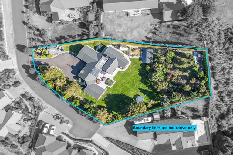 Photo of property in 4 Lamont Place, Waikanae, 5036